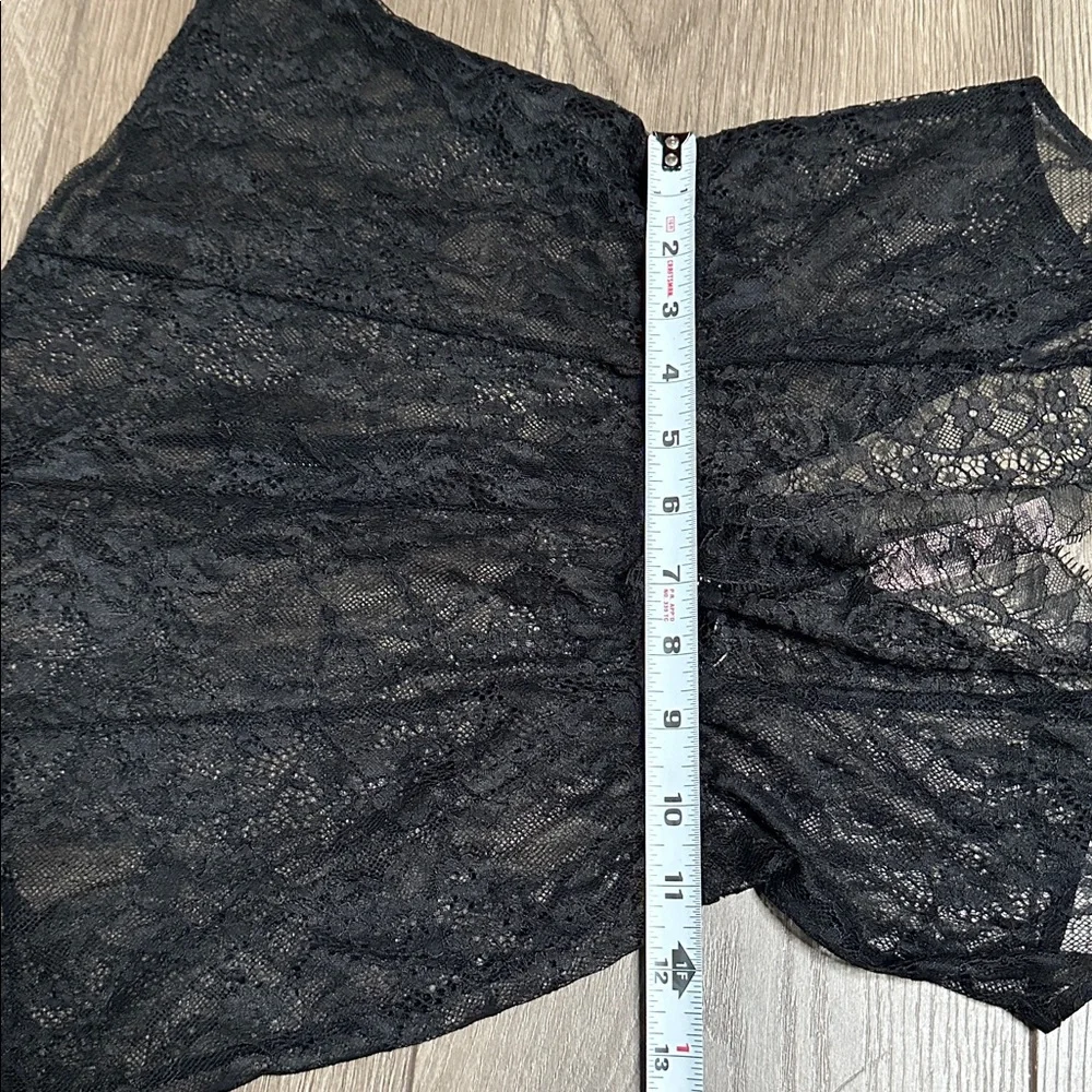 Victoria Secret Black Lace V-Back One Piece Bodysuit Romper‎ Size Small